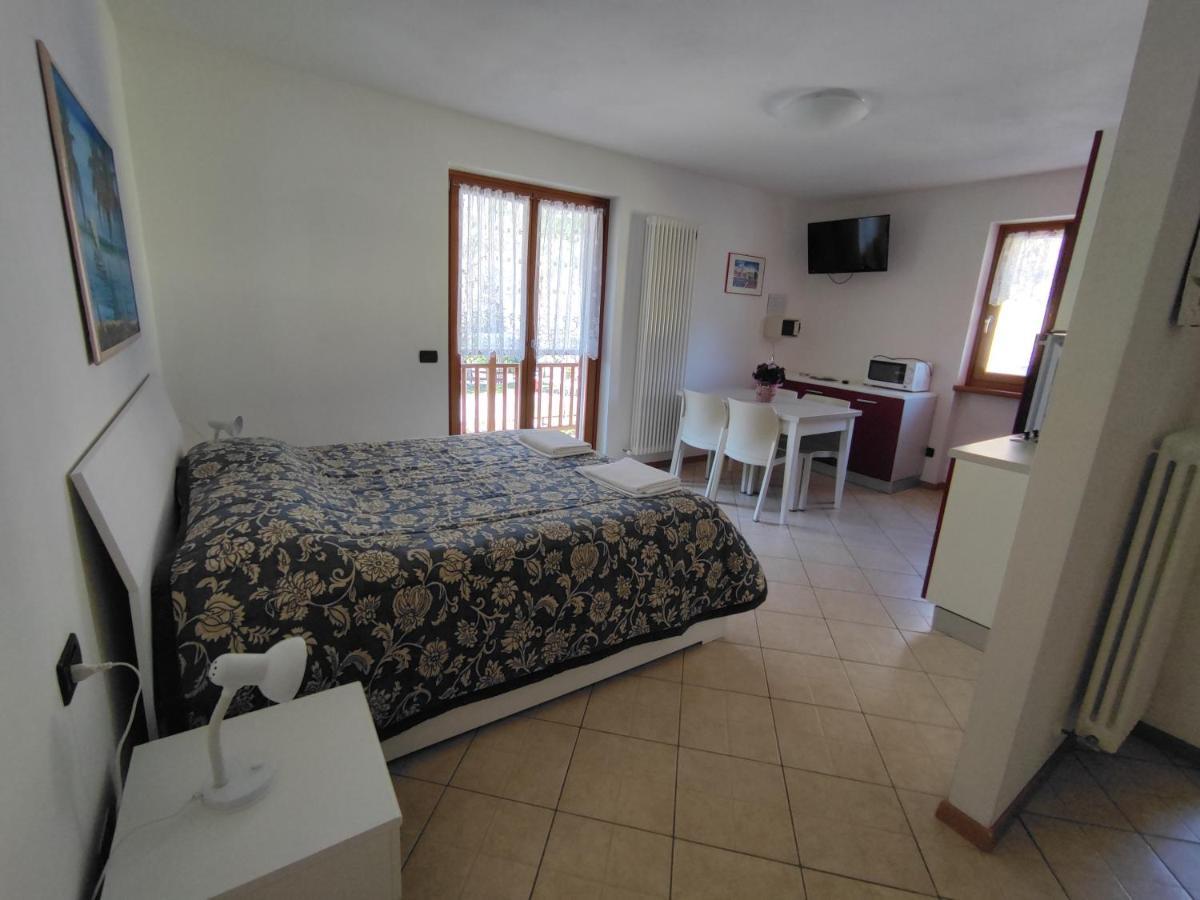 Residenza Arcobaleno Aparthotel Тено Екстериор снимка